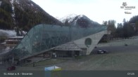 Archived image Webcam Galzigbahn Base Station (St. Anton) 06:00