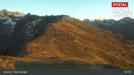 Archiv Foto Webcam Hochzeiger: Blick vom Sechszeiger Jerzens 18:00