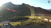 Archived image Mayrhofen: Webcam Ahornbahn 06:00