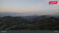 Archived image Webcam Tressdorfer Höhe in Nassfeld 00:00