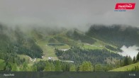Archiv Foto Webcam Nassfeld: Blick ins Skigebiet 16:00