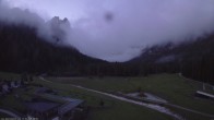 Archiv Foto Webcam Dolomitenhof Sexten - Blick auf die Langlaufloipe 05:00