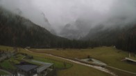 Archiv Foto Webcam Dolomitenhof Sexten - Blick auf die Langlaufloipe 13:00