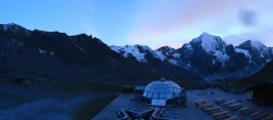Archiv Foto Webcam Skigebiet Sulden: Panoramakamera Madritschhütte 19:00