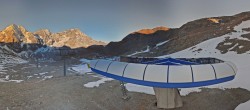 Archived image Webcam Sulden Ski Resort: Chair Lift Madritsch 07:00