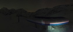 Archived image Webcam Sulden Ski Resort: Chair Lift Madritsch 02:00