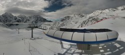 Archived image Webcam Sulden Ski Resort: Chair Lift Madritsch 01:00