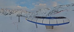 Archived image Webcam Sulden Ski Resort: Chair Lift Madritsch 06:00