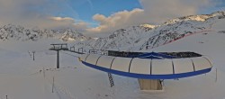Archived image Webcam Sulden Ski Resort: Chair Lift Madritsch 08:00