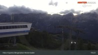 Archived image Webcam Höss-Express Top Station (1400m) 00:00