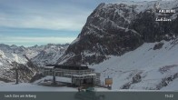 Archived image Webcam Mountain Restaurant Seekopf (Zürs) 14:00