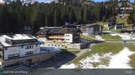 Archived image Webcam Panoramic View Oberlech 12:00