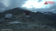 Archiv Foto Webcam Diavolezza: Berghaus und Bergstation 02:00