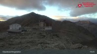 Archiv Foto Webcam Diavolezza: Berghaus und Bergstation 18:00