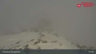 Archiv Foto Webcam Diavolezza: Berghaus und Bergstation 06:00