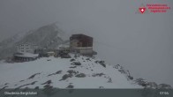 Archiv Foto Webcam Diavolezza: Berghaus und Bergstation 07:00