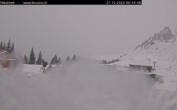 Archived image Webcam Engelberg: Lake Härzlisee & mountain restaurant Kräuterhütte 06:00