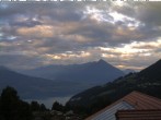 Archived image Webcam View of Thunsersee, Niesen mountain (2362m) and Kander valley 06:00