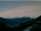 Archived image Webcam View of Thunsersee, Niesen mountain (2362m) and Kander valley 05:00