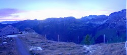 Archiv Foto Webcam Ebenalp: Panoramablick Bergstation 05:00