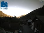 Archived image Webcam 4 Vallées: Hotel La Vallée 08:00