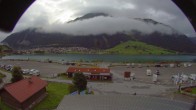 Archiv Foto Webcam Schöneben: Talstation der Bergbahn mit Blick auf Reschensee und Dorf Reschen 05:00