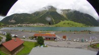 Archiv Foto Webcam Schöneben: Talstation der Bergbahn mit Blick auf Reschensee und Dorf Reschen 13:00
