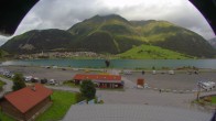 Archiv Foto Webcam Schöneben: Talstation der Bergbahn mit Blick auf Reschensee und Dorf Reschen 17:00