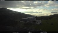 Archiv Foto Webcam Fassatal - Moena - Ankunft der Gondelbahn "Valbona le Cune" 07:00