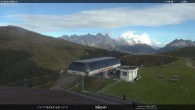 Archiv Foto Webcam Fassatal - Moena - Ankunft der Gondelbahn "Valbona le Cune" 17:00
