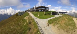 Archiv Foto Webcam Pinzolo: Panoramablick Doss del Sabion 11:00