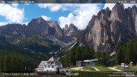 Archived image Webcam Pozza di Fassa - Torri del Vajolet 15:00