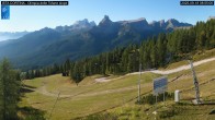Archived image Webcam Cortina d&#39;Ampezzo: World Cup slope from Rifugio Duca d&#39;Aosta 08:00