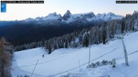 Archived image Webcam Cortina d&#39;Ampezzo: World Cup slope from Rifugio Duca d&#39;Aosta 06:00