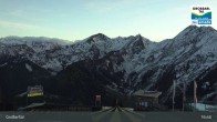 Archiv Foto Webcam Großarl: Bergstation 6er Sesselbahn Harbach 04:00