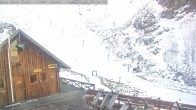 Archiv Foto Webcam Ohau Snowfields: Blick auf die Skihütte 07:00