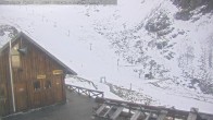 Archiv Foto Webcam Ohau Snowfields: Blick auf die Skihütte 17:00