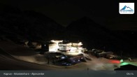 Archived image Webcam Kitzsteinhorn Kaprun: Alpine Centre 04:00