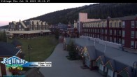 Archived image Webcam Big White Ski Resort Kids Center 04:00