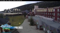 Archiv Foto Webcam Big White Ski Resort Kids Center 06:00