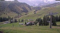 Archiv Foto Webcam Almenwelt Lofer: Kinderbereich und Talstation Family Express 11:00