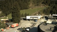 Archiv Foto Webcam Almenwelt Lofer: Blick auf die Talstation der Almbahn 1 02:00