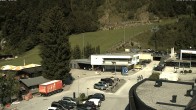 Archiv Foto Webcam Almenwelt Lofer: Blick auf die Talstation der Almbahn 1 04:00