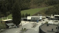 Archiv Foto Webcam Almenwelt Lofer: Blick auf die Talstation der Almbahn 1 09:00
