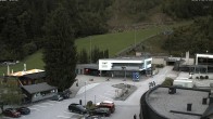 Archiv Foto Webcam Almenwelt Lofer: Blick auf die Talstation der Almbahn 1 12:00