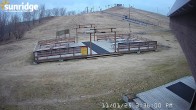 Archiv Foto Webcam Sunridge Bunny Hill - Blick vom Chalet im Tal 14:00
