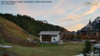 Archiv Foto Webcam Lech am Arlberg: Ausblick Chalet Anna Maria zur Piste 06:00