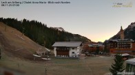 Archiv Foto Webcam Lech am Arlberg: Ausblick Chalet Anna Maria zur Piste 06:00