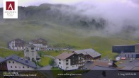 Archived image Webcam Hotel Arlberghaus at Zürs 05:00