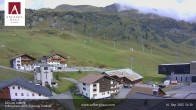Archiv Foto Webcam Hotel Arlberghaus in Zürs mit Blick auf den Weltcuphang 15:00